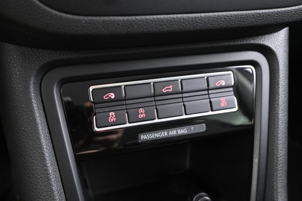 VOLKSWAGEN Sharan 2012
