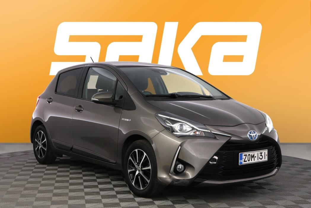 TOYOTA Yaris 2018