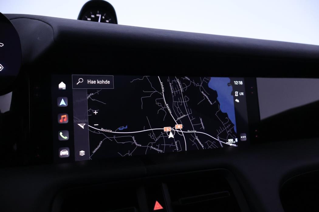 PORSCHE Taycan 2020