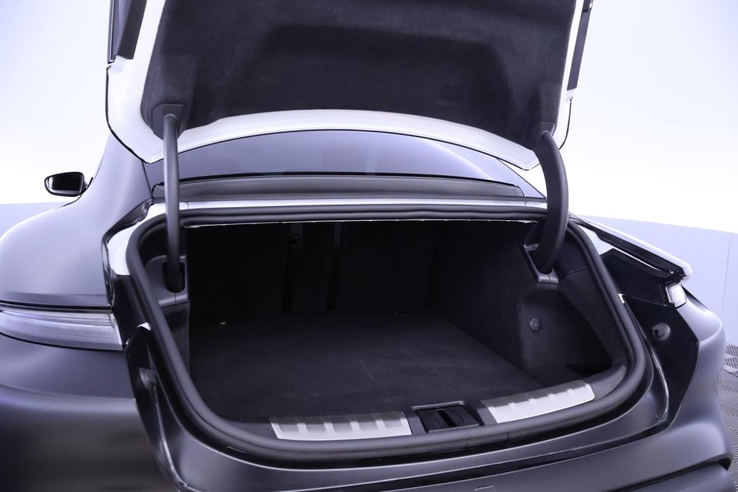 PORSCHE Taycan 2020