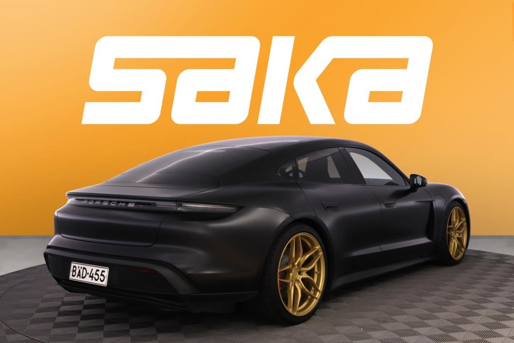 PORSCHE Taycan 2020