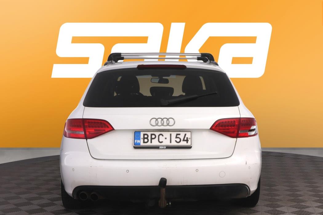 AUDI A4 2011