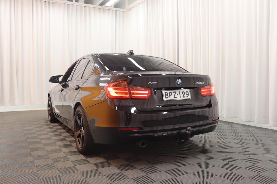 BMW 320 2013