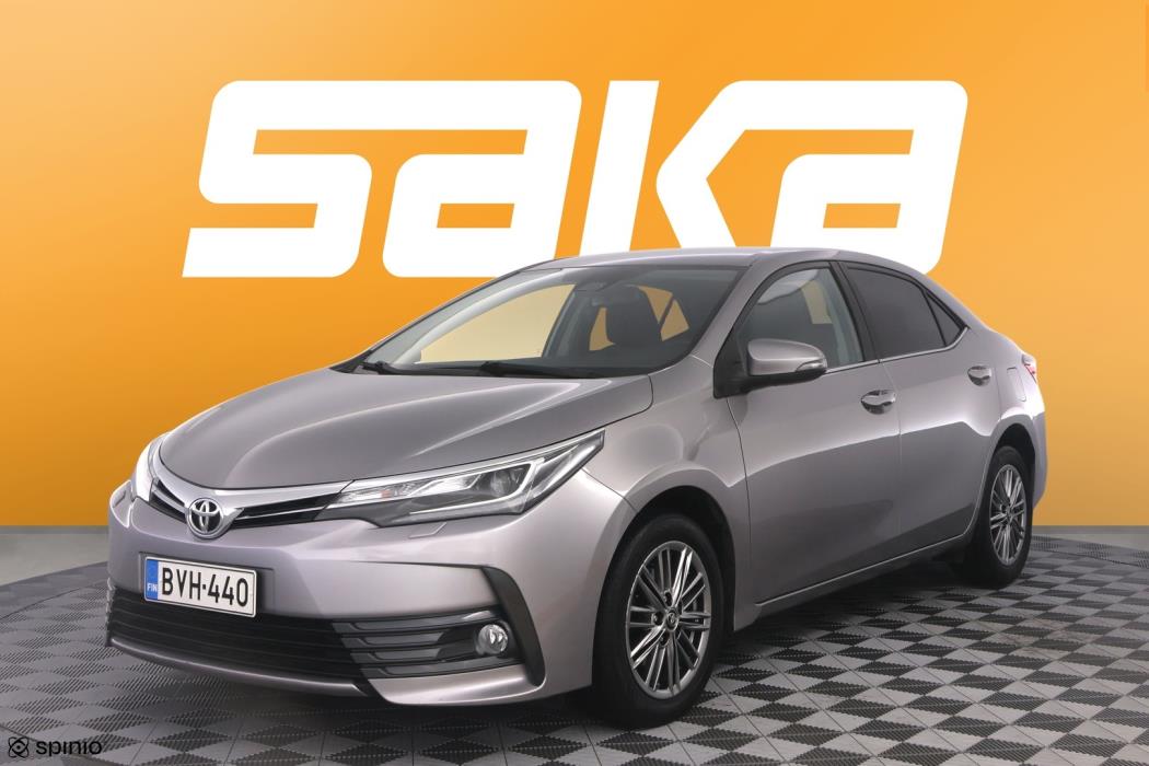 TOYOTA Corolla 2018