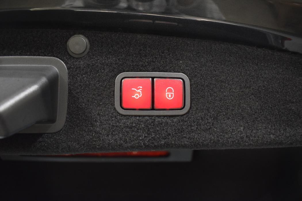 MERCEDES-BENZ S 2015