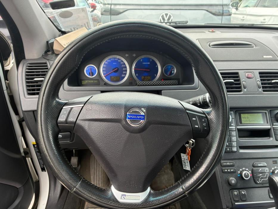 VOLVO XC90 2010