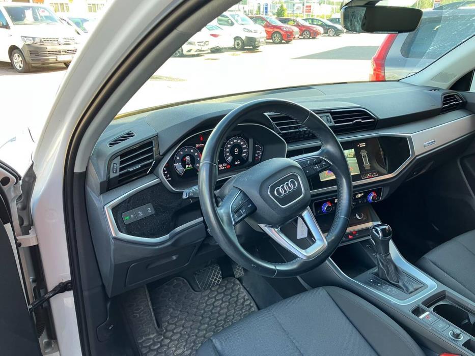 AUDI Q3 2019
