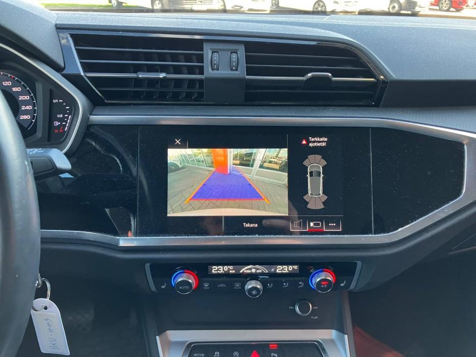 AUDI Q3 2019