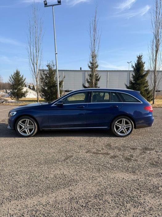 MERCEDES-BENZ C 2016