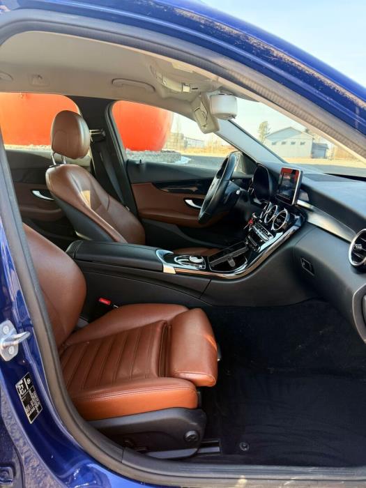 MERCEDES-BENZ C 2016