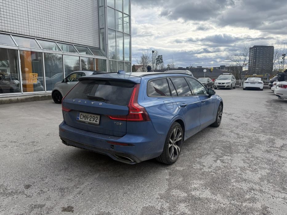 VOLVO V60 2019