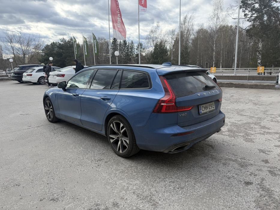 VOLVO V60 2019