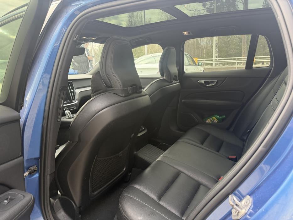 VOLVO V60 2019