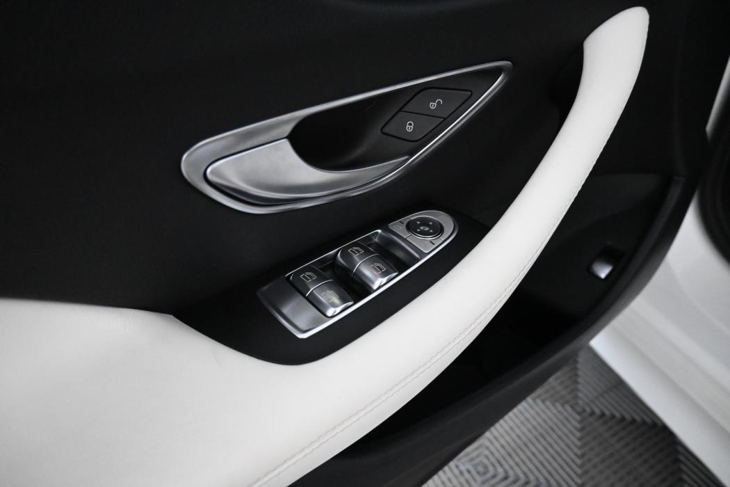 MERCEDES-BENZ E 53 AMG 2019