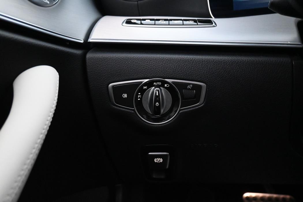 MERCEDES-BENZ E 53 AMG 2019