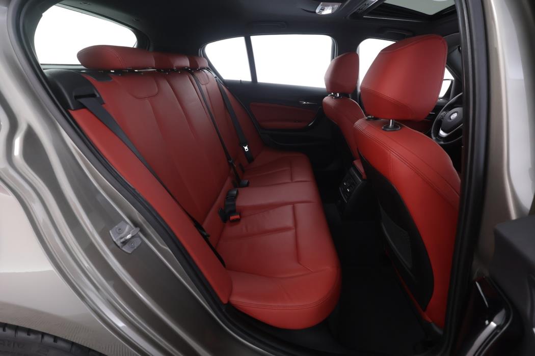 BMW 120 2016