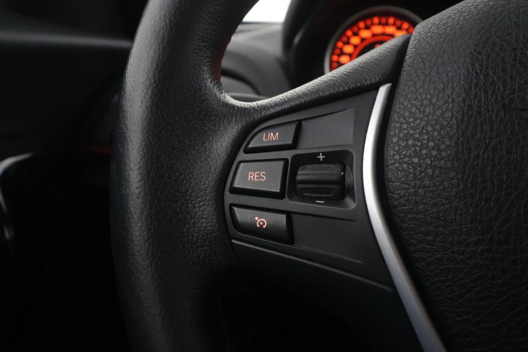BMW 120 2016