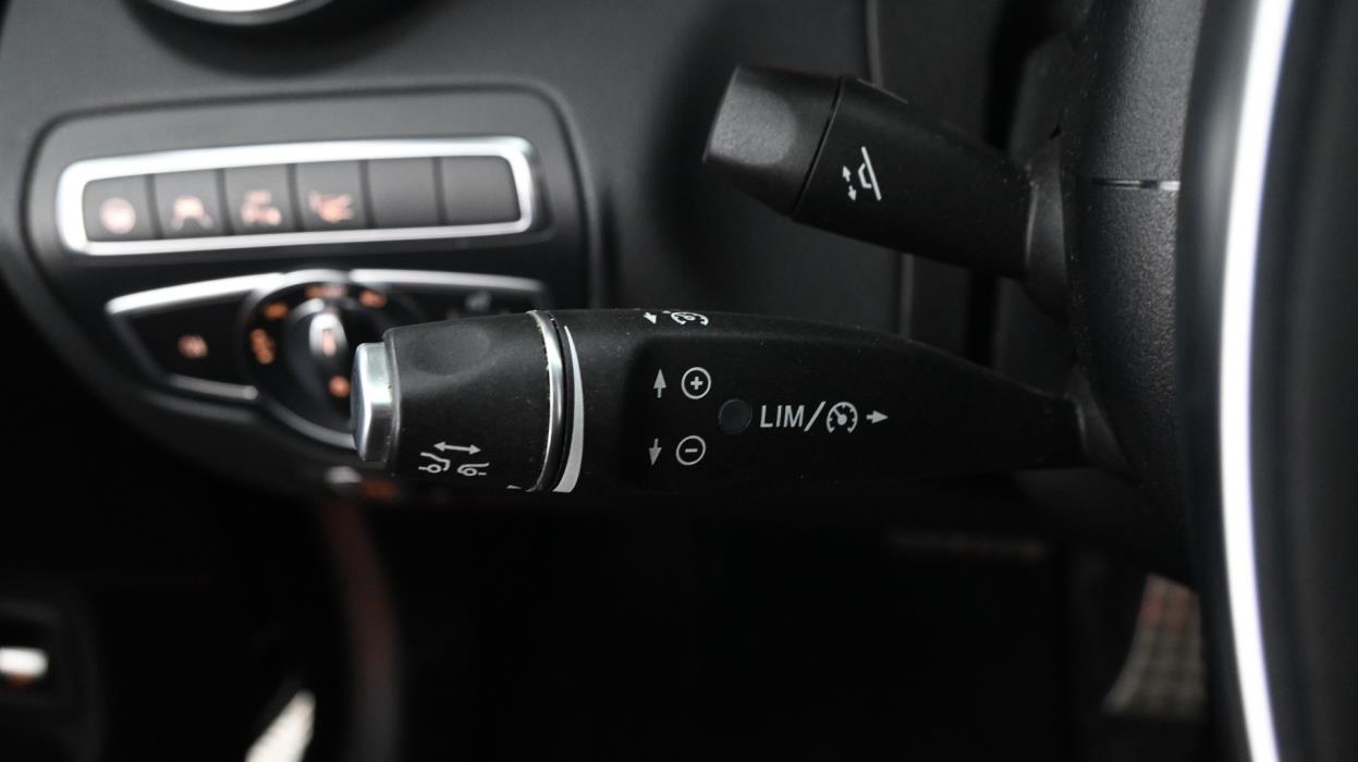 MERCEDES-BENZ GLC 2018