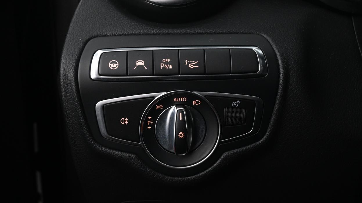 MERCEDES-BENZ GLC 2018