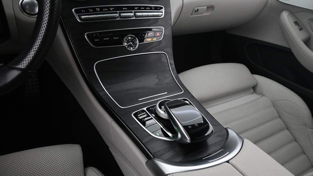 MERCEDES-BENZ C 2016