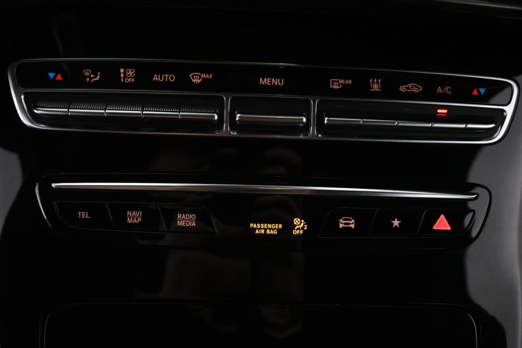 MERCEDES-BENZ EQC 2020