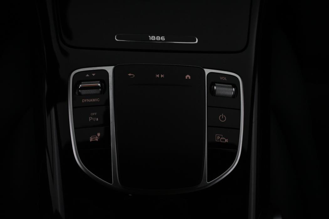 MERCEDES-BENZ EQC 2020