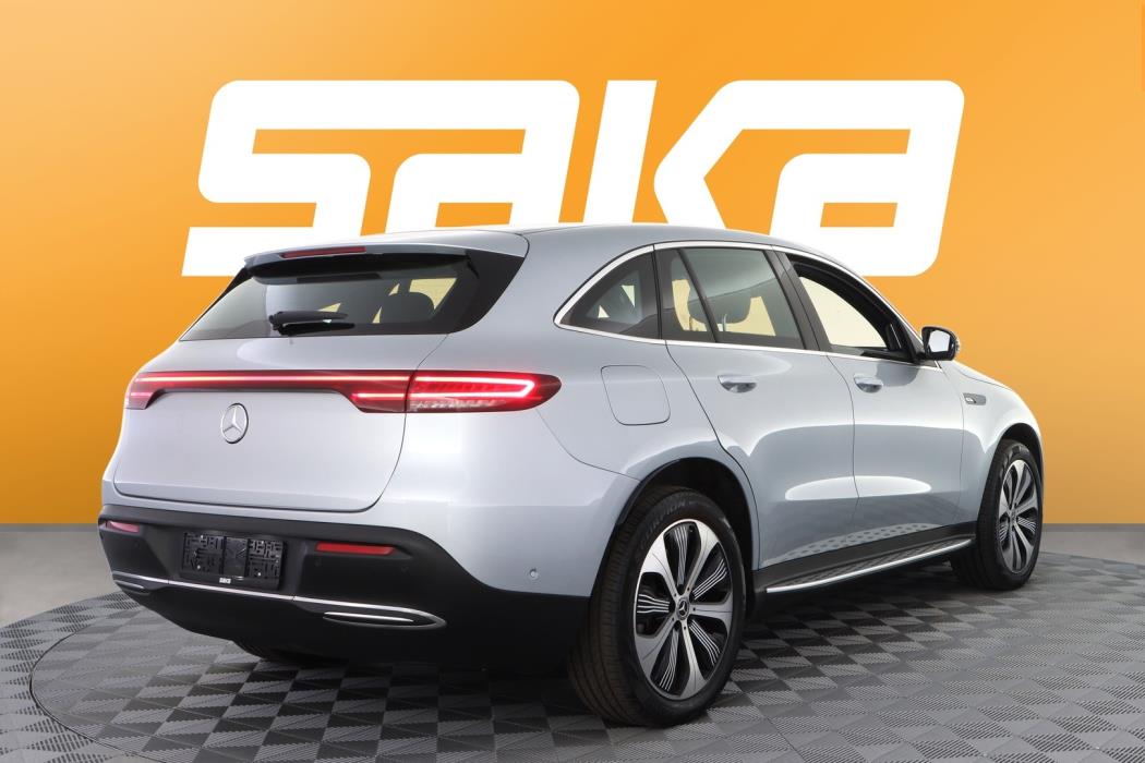 MERCEDES-BENZ EQC 2020