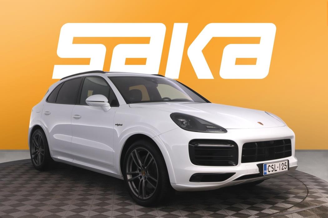 PORSCHE Cayenne 2023