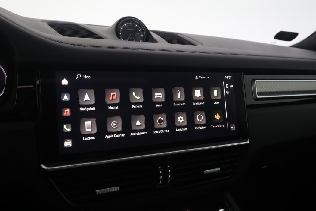 PORSCHE Cayenne 2023