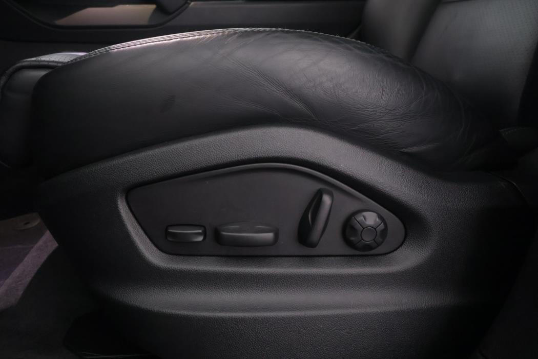 PORSCHE Cayenne 2023