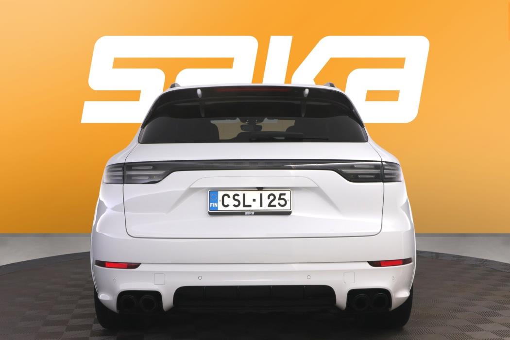 PORSCHE Cayenne 2023