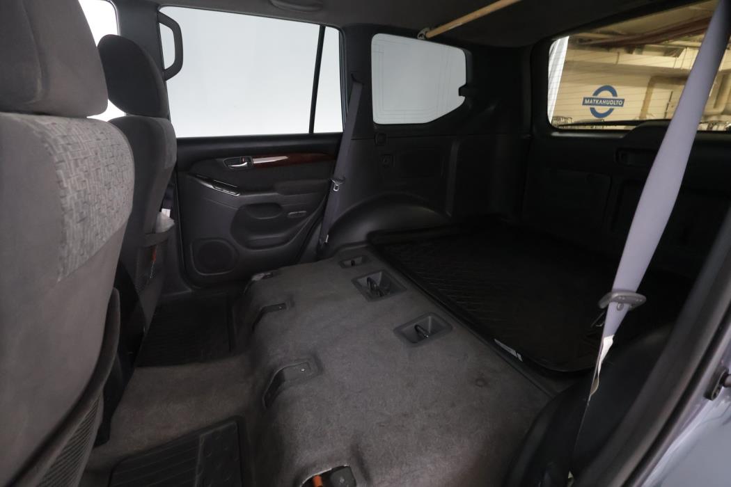 TOYOTA Land Cruiser 2006