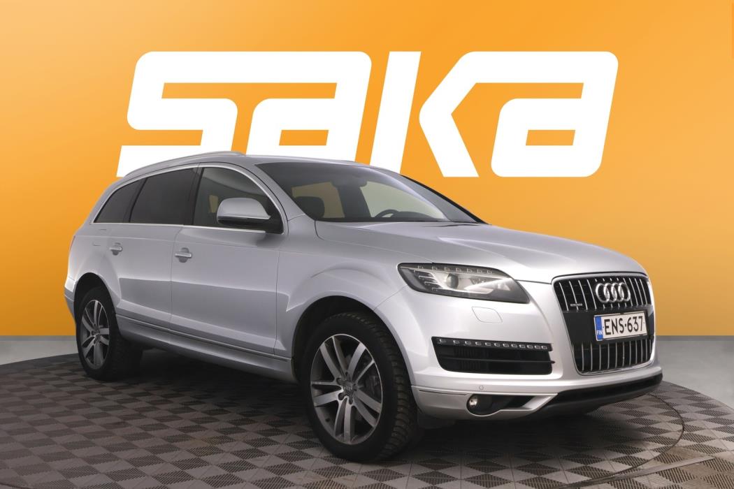 AUDI Q7 2012