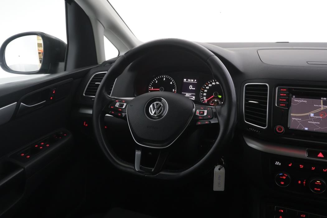 VOLKSWAGEN Sharan 2016