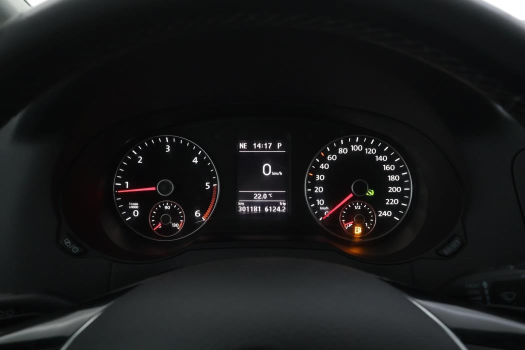 VOLKSWAGEN Sharan 2016