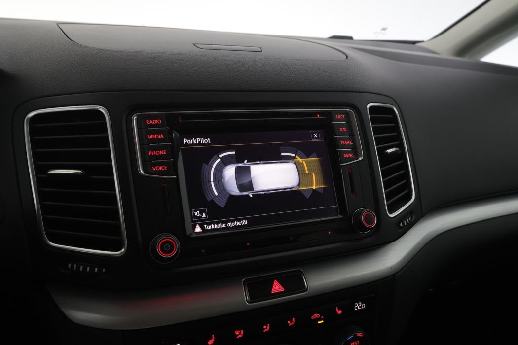 VOLKSWAGEN Sharan 2016