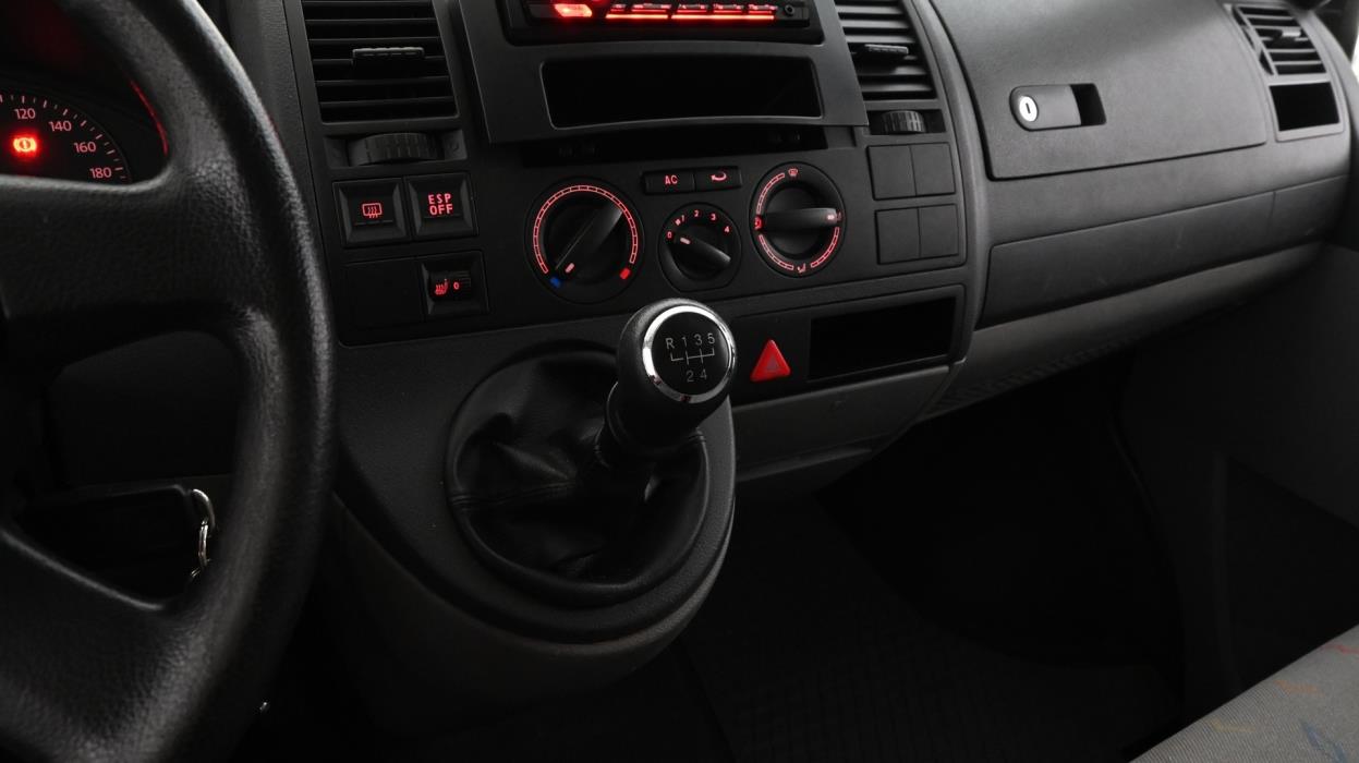VOLKSWAGEN Transporter 2008