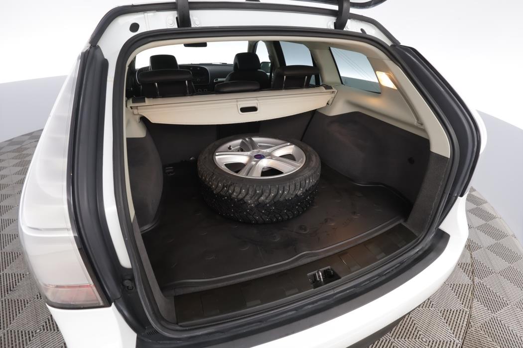 SAAB 9-3 2011