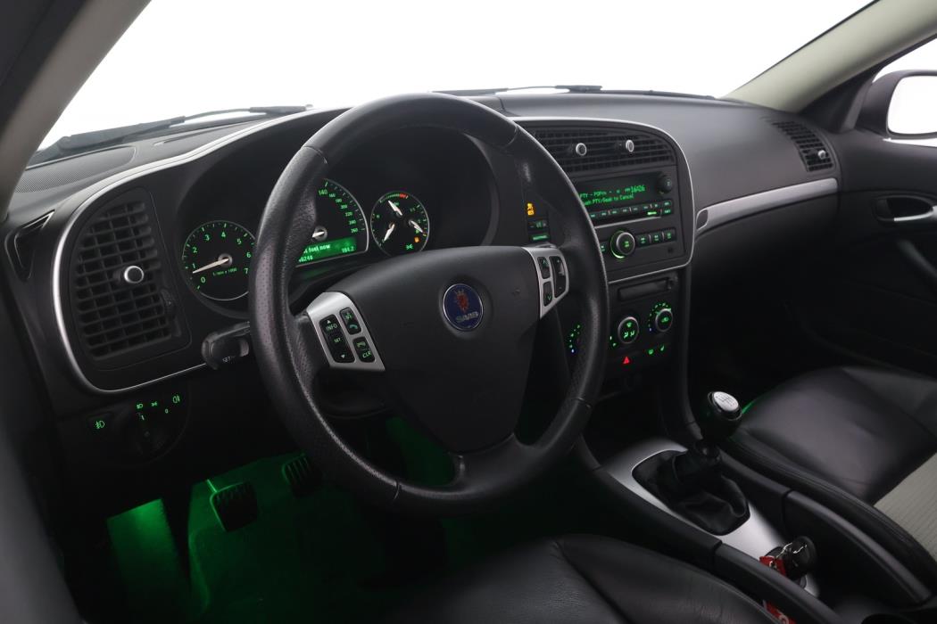 SAAB 9-3 2011