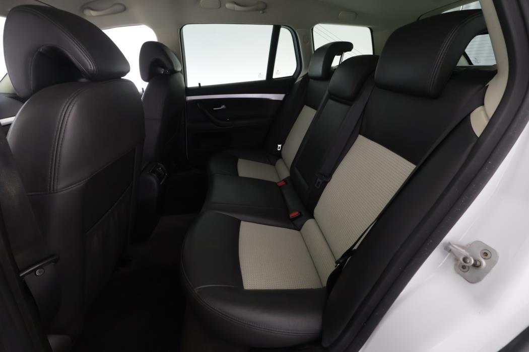 SAAB 9-3 2011