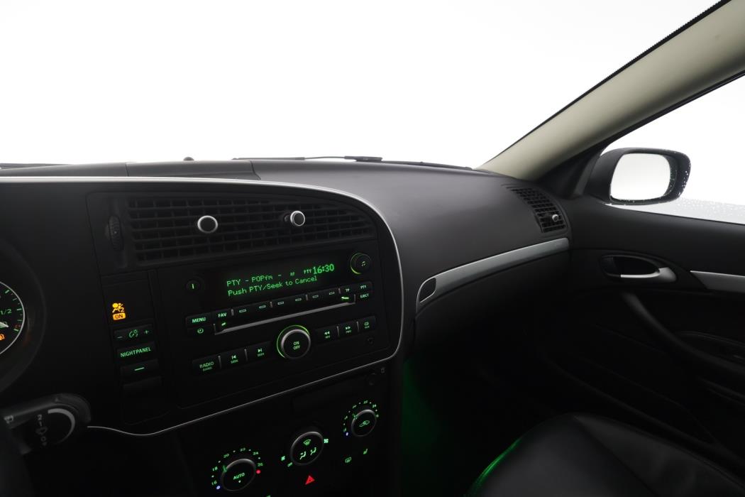SAAB 9-3 2011