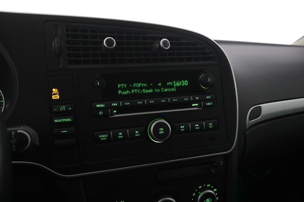 SAAB 9-3 2011