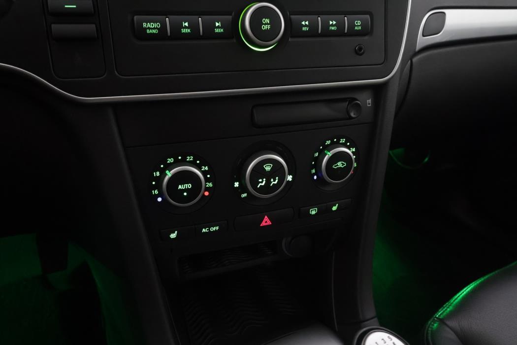 SAAB 9-3 2011