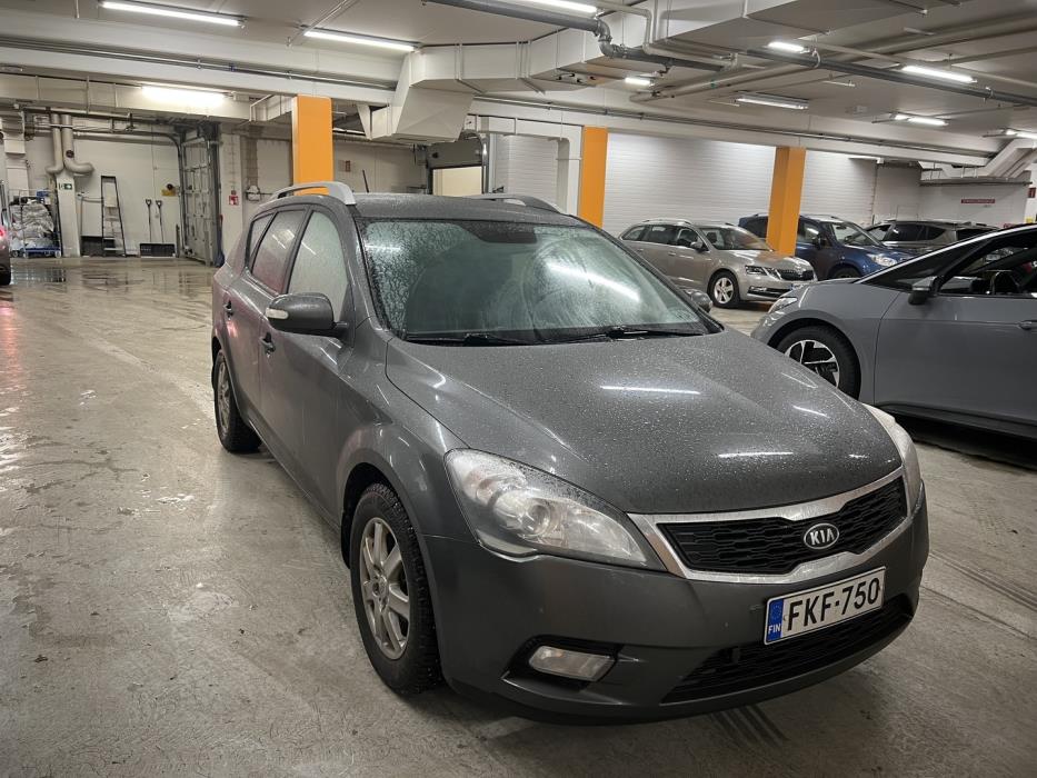 KIA cee'd 2011