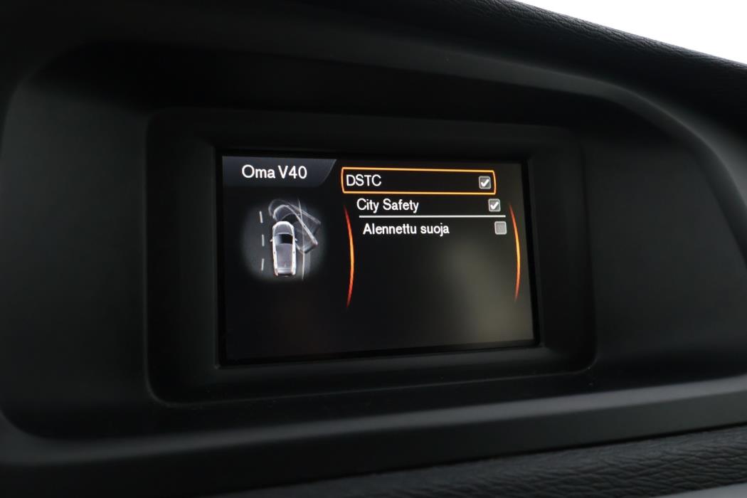 VOLVO V40 2013