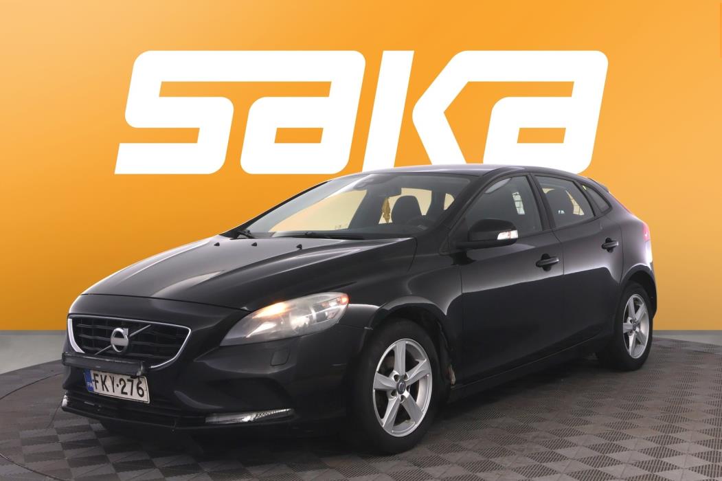 VOLVO V40 2013