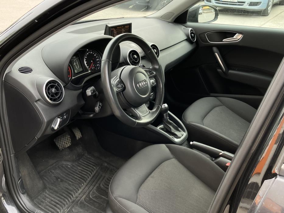 AUDI A1 2013