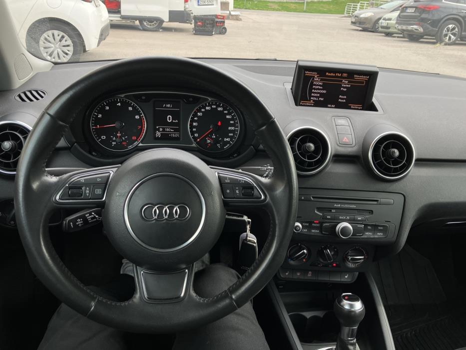 AUDI A1 2013
