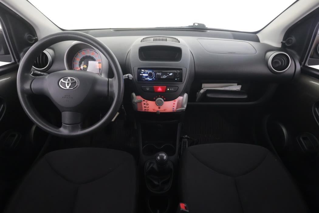 TOYOTA AYGO 2013