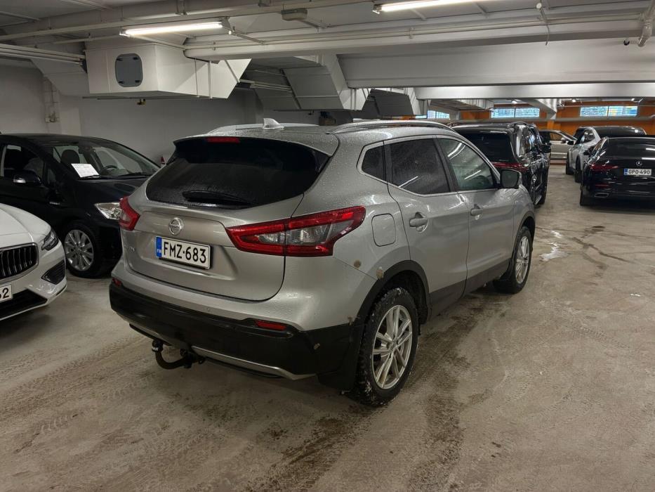 NISSAN Qashqai 2018